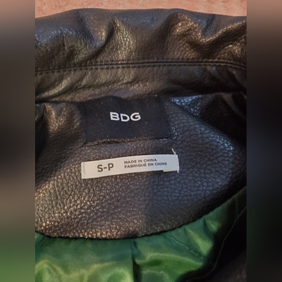 BDG black fuax leather biker jacket size small - Picture 2 of 8